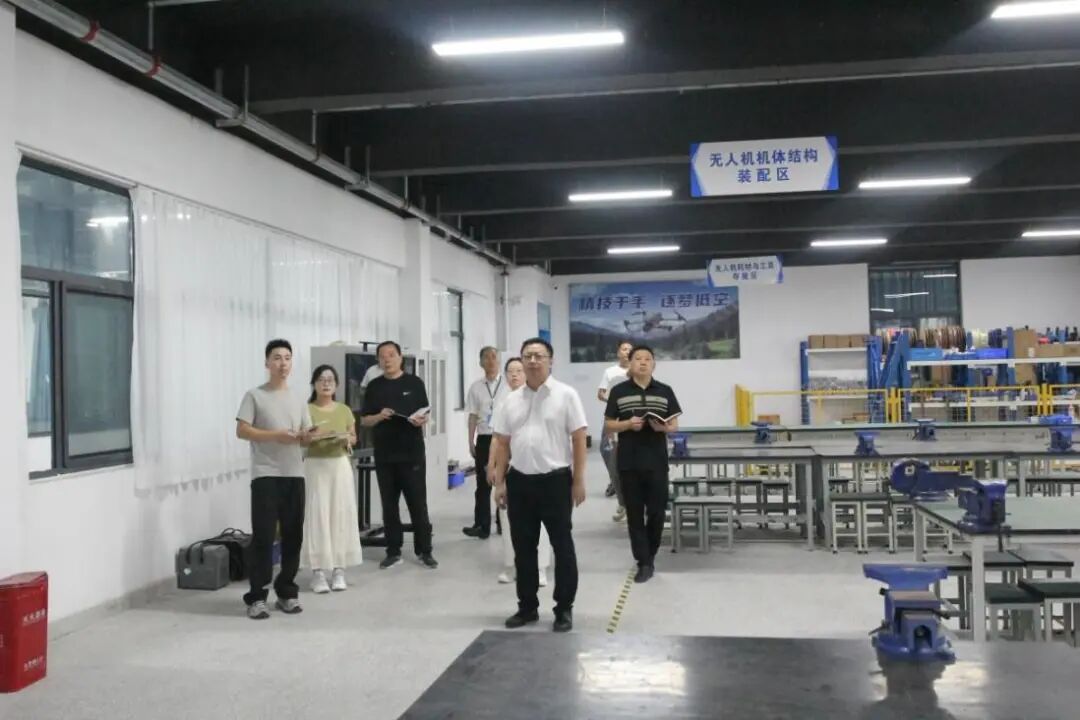 图片32.jpg 图片32.jpg